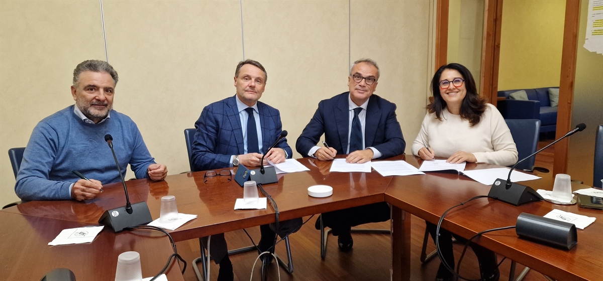 Confcooperative Sanità e Federfarma, via all'intesa per l'accesso all'assistenza domiciliare