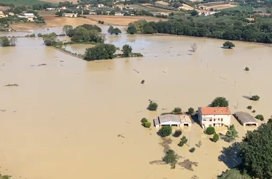 Danni da clima, conto salato che cancella il PNRR. A rischio 1 pmi su 4