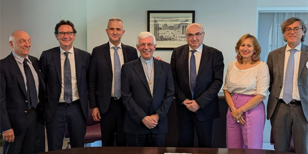 Confcooperative e Fondosviluppo, 50 borse di studio per la prima laurea magistrale in cooperazione 