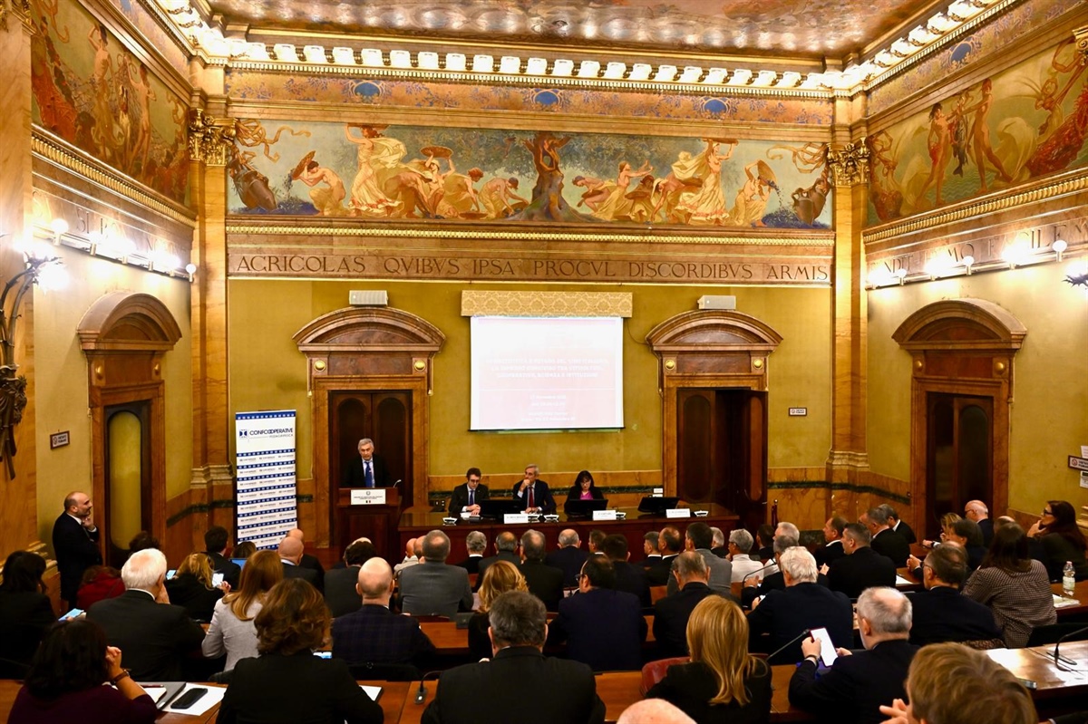 Vino, puntare su promozione e innovazione per salvare la competitività