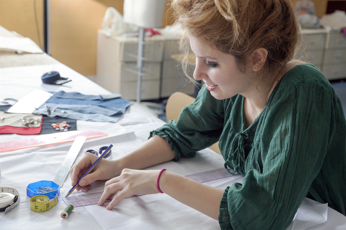 Lavoro, pari opportunità, giovani e turismo