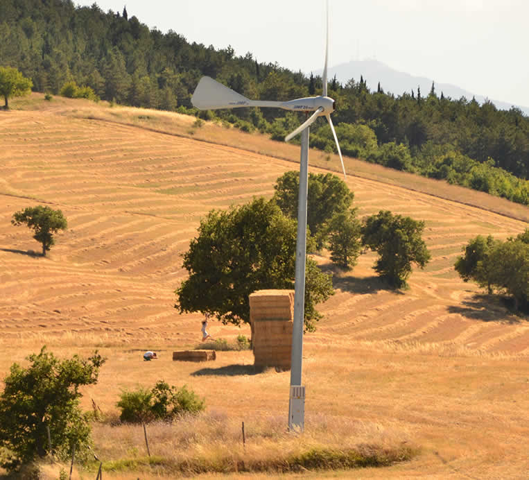 Energia: con le cooperative -30% in bolletta, tassazione su kwh frena competitività